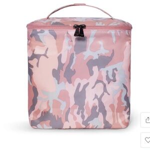 Dolly Toiletries Bag. Camo Pink. NWT